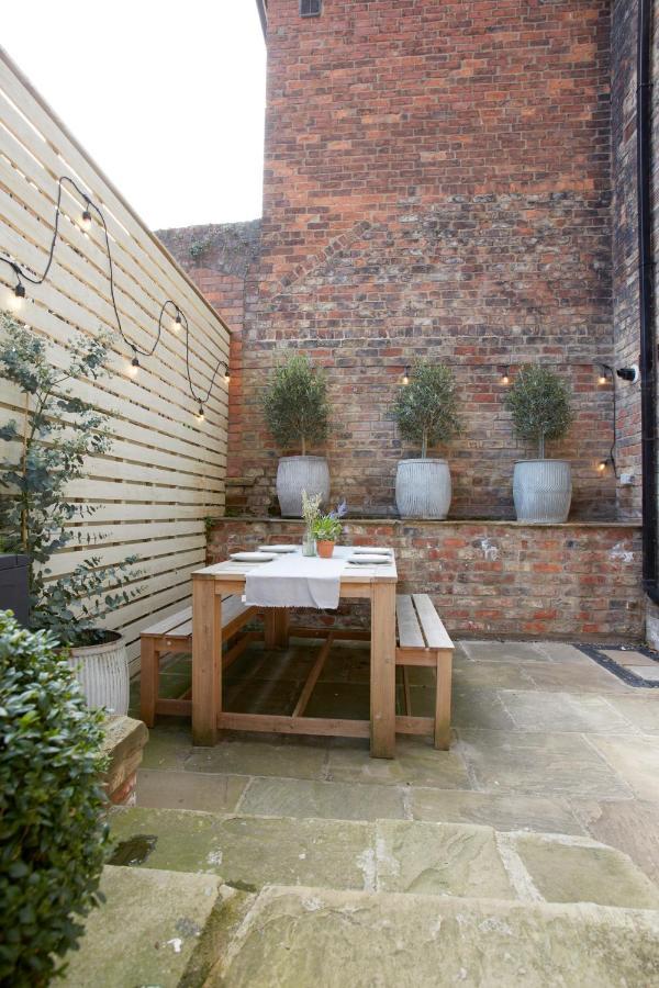 The Courtyard By Chateau Anna, - Free Parking Apartamento