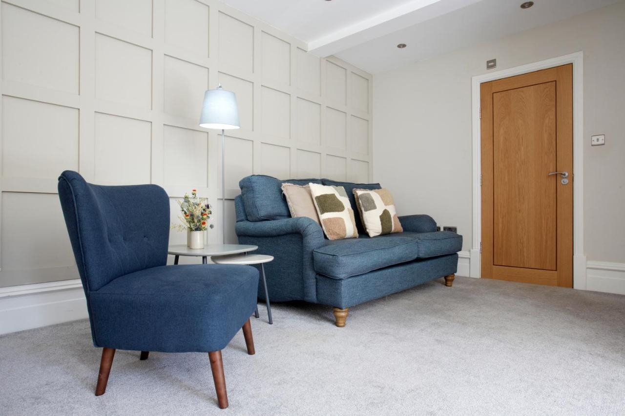 The Courtyard By Chateau Anna, - Free Parking Apartment York
