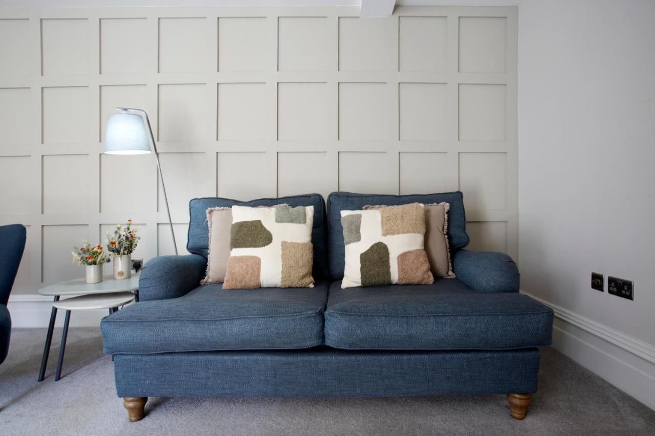 Apartment The Courtyard By Chateau Anna, - Free Parking York